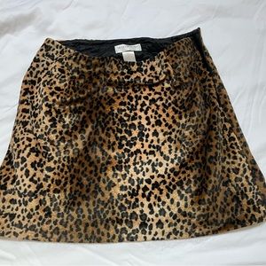 Hugo Buscati // Leopard Print Mini Skirt // Size 8